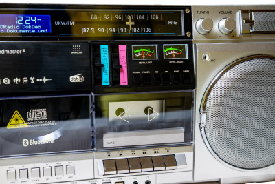 Музыкальный центр Soundmaster в стиле Ghetto Blaster 80, FM/CD/MP3/магнитофон/USB/SD/Bt