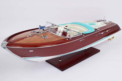 Модель катера Riva Aquarama, 125015-67