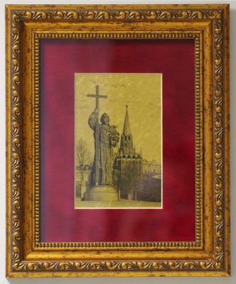 Картина на сусальном золоте «Памятник князю Владимиру Великому на фоне Кремля»