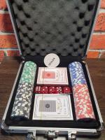 Покерный набор ROYAL FLUSH матовый на 100 фишек 11,5г с номиналом в алюминиевом кейсе, pkrjm100