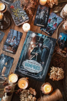 Карты Таро "Tarot of the Vampires" Llewellyn / Таро Вампиров