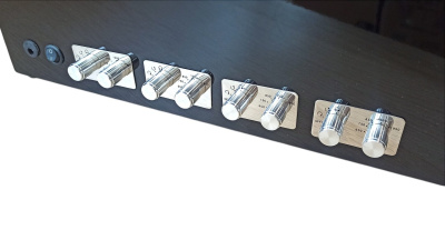 Шкатулка LuxeWood для 8 часов с автоподзаводом (хранение и подзавод) арт.LW023-1W-9SW Шкатулка LuxeWood для 8 часов с автоподзаводом (хранение и подзавод) арт.LW023-1W-9SW