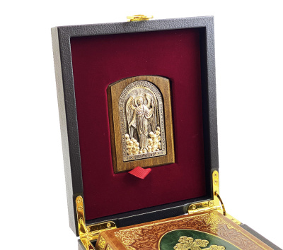 Подарочный набор Молитвослов с иконой Ангел Хранитель