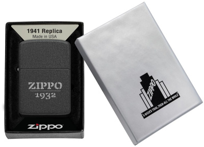 Зажигалка ZIPPO 1941 Replica™, с покрытием Black Crackle, черный, матовая, 38x13x57 мм (без бензина)