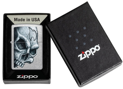 Зажигалка ZIPPO Skull and Flame с покрытием Street Chrome, латунь/сталь, серебристая, матовая, 38x13x57 мм (без бензина) Зажигалка ZIPPO Skull and Flame с покрытием Street Chrome, латунь/сталь, серебристая, матовая, 38x13x57 мм (без бензина)