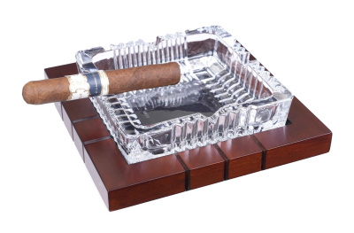 Пепельница сигарная Lubinski на 4 сигары, Красное дерево