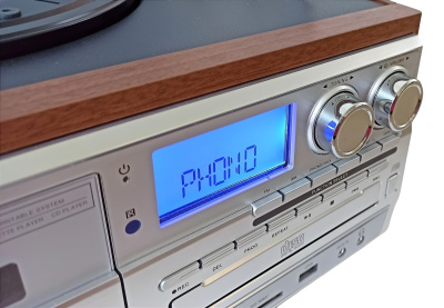 Виниловый проигрыватель FM-радио, CD / MP3, магнитофон, USB / micro-SD, Bt, SW-808