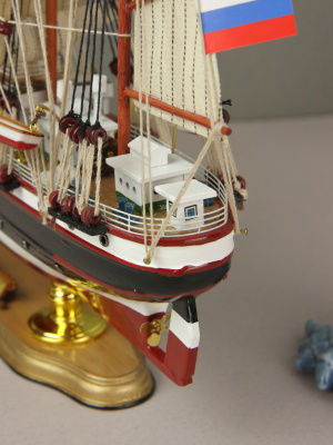 Модель парусника Седов 52 см