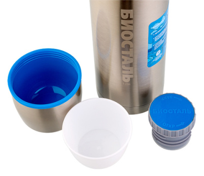 Термос Biostal Авто (0,75 литра) с термочехлом, стальной Термос Biostal Авто (0,75 литра) с термочехлом, стальной