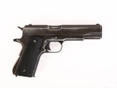 Пистолет автоматический Кольт 45 калибра 1911 года состаренный