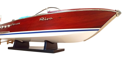 Модель катера "Riva Aquarama" 50*14*14 Модель катера "Riva Aquarama" 50*14*14