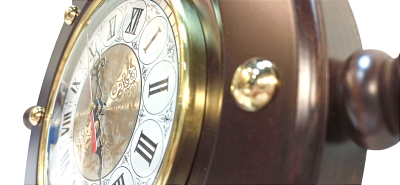 Часы в форме штурвала, С-9-Ч