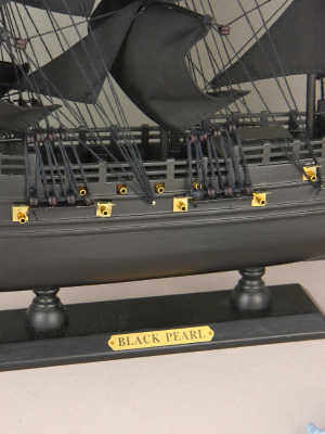 Модель парусника Черная Жемчужина Модель парусника Черная Жемчужина