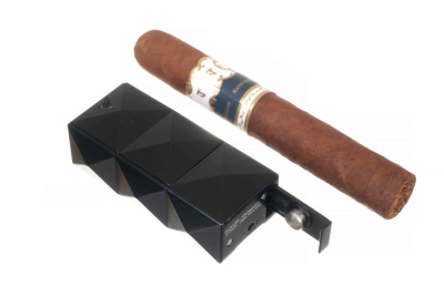 Зажигалка сигарная Colibri Quasar, двойное турбопламя, черный лак LI750T1