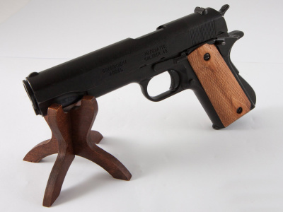 Пистолет автоматический Кольт 45 калибра 1911 года