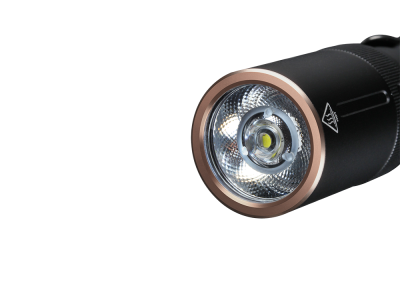 Фонарь Fenix E20V2.0 Cree SST20 LED