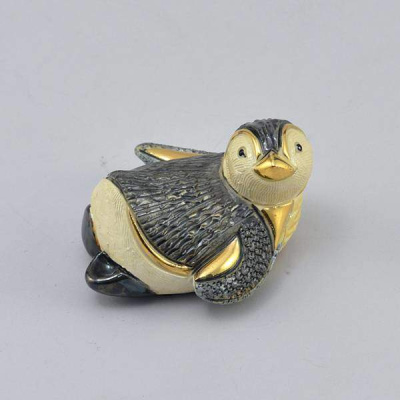 Статуэтка "Пингвинёнок лежащий" Статуэтка "Пингвинёнок лежащий"