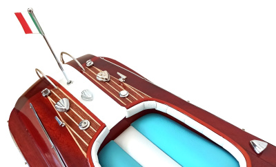Модель катера "Riva Aquarama" 50*14*14 Модель катера "Riva Aquarama" 50*14*14