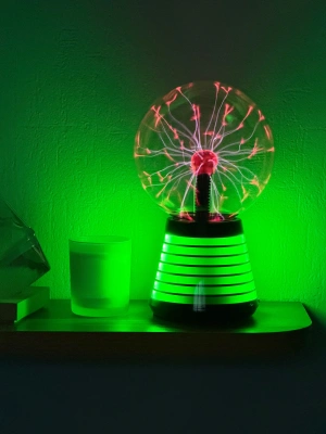 Плазменный шар Тесла Amperia Stripe 15 см RGB / Audio