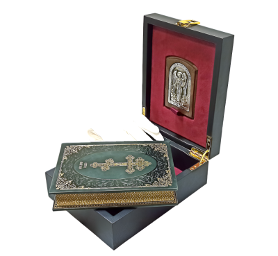Книга Святое Евангелие с иконой. Подарочный набор