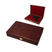 Макет. Пистолет Luger Parabellum P08 ("Люгер P08 Парабеллум") в подарочном футляре (Германия, 1898 г.)