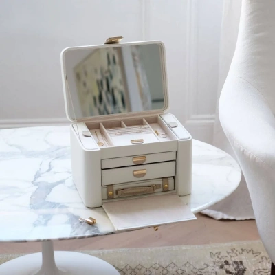 Шкатулка LC Designs для хранения украшений арт.71021, белая Шкатулка LC Designs для хранения украшений арт.71021, белая