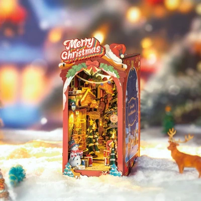 Деревянный конструктор - вставка на полку Рождественская улица Robotime Christmas Street