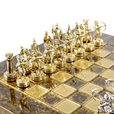 Шахматный набор "Античные войны" (28х28 см), доска коричневая
