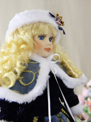 Кукла фарфоровая "Снежана", 16"