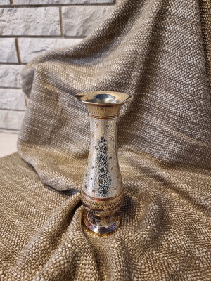 Ваза стакан латунь резная BIDRI , белая эмаль 10'' Ваза стакан латунь резная BIDRI , белая эмаль 10''