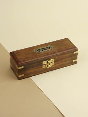 Подзорная труба в деревянном футляре Подзорная труба в деревянном футляре