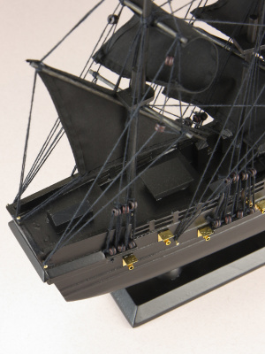 Модель парусника Черная Жемчужина Модель парусника Черная Жемчужина