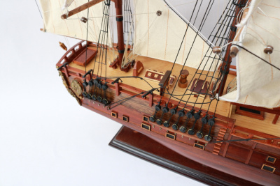 Модель парусника "HM Bark Endeavour", Англия
