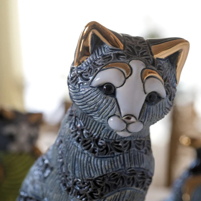 Статуэтка керамическая "Полосатая кошка"