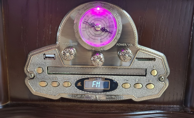 Граммофон Soundmaster 917, стерео, FM/CD/MP3/USB/SD/Bt/кассета Граммофон Soundmaster 917, стерео, FM/CD/MP3/USB/SD/Bt/кассета