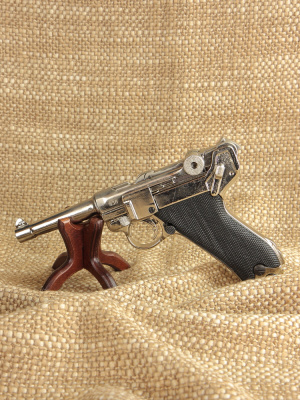 Пистолет Люгер "Парабеллум" P08, Германия, 1898г. хромированный в подарочном футляре