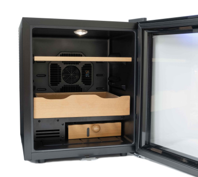 Хьюмидор-холодильник Howard Miller двухкамерный на 400 сигар,  810-051