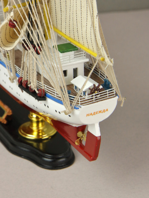 Модель парусника Надежда, 52 см