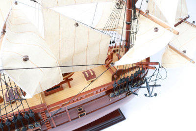 Модель парусника "HM Bark Endeavour", Англия