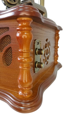 Граммофон "Прага" с пультом, FM/BT/USB/CD, металлическая труба