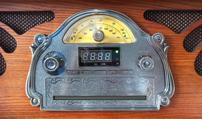 Граммофон "Прага" с пультом, FM/BT/USB/CD, металлическая труба