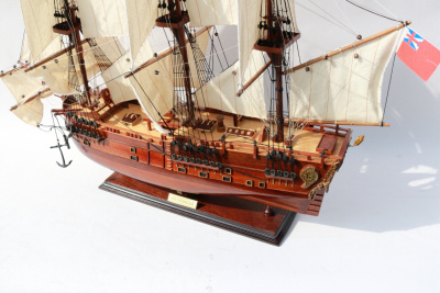 Модель парусника "HM Bark Endeavour", Англия