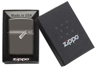 Зажигалка ZIPPO Classic с покрытием Black Ice ®, латунь/сталь, чёрная, глянцевая, 38x13x57 мм