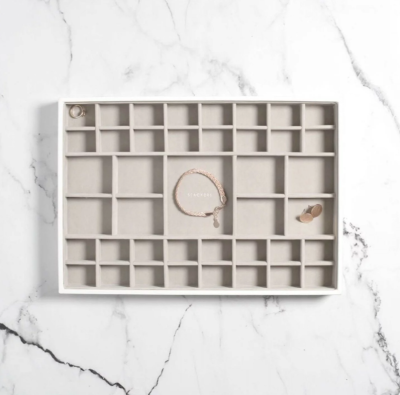 Лоток LC Designs для хранения украшений арт.73109, белый Лоток LC Designs для хранения украшений арт.73109, белый
