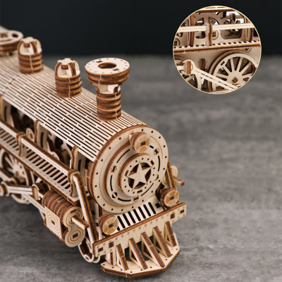 Механический деревянный конструктор - Паровоз Механический деревянный конструктор - Паровоз