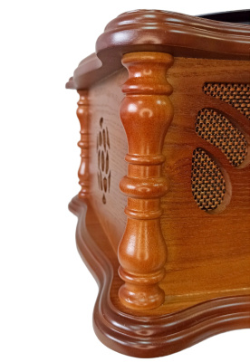 Граммофон "Прага" с пультом, FM/BT/USB/CD, металлическая труба