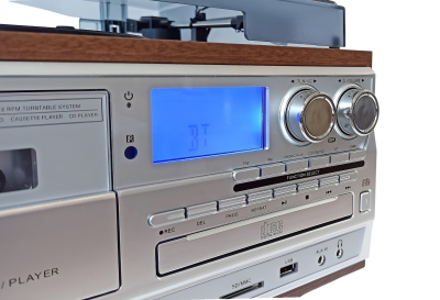 Виниловый проигрыватель FM-радио, CD / MP3, магнитофон, USB / micro-SD, Bt, SW-808