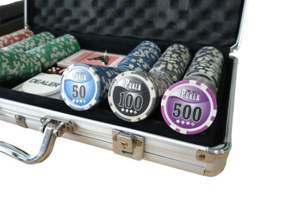 Набор для покера "NUTS" на 300 фишек (арт. NUTS300)