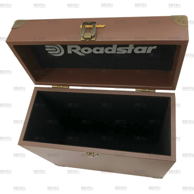 Винтажный ящик для виниловых записей Roadstar  BOX-TT1