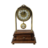 Часы настольные с маятником